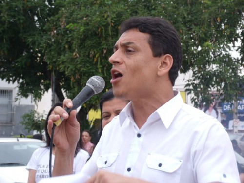 O coordenador da APLB e vereador pelo PCdoB, Renan Coelho, tem sido um gigante no encaminhamento das reivindicações dos professores da rede municipal.