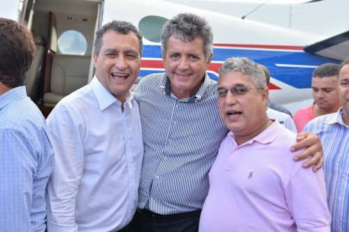 Rui Costa contou com o apoio integram de Rosemberg Pinto e do prefeito Zé Carlos na extinção das Dires.