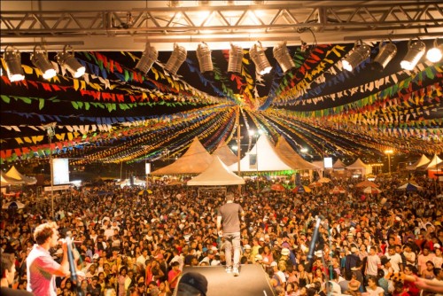 Umas das maiores festas de São João do interior da Bahia pode acabar por ciumeira política.
